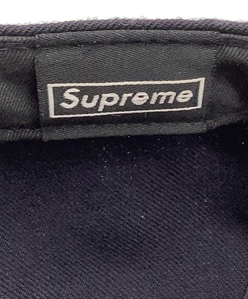New Era（ニューエラ）New Era (ニューエラ) SUPREME (シュプリーム) キャップ ブラック×グリーン サイズ:7 3/8 (58.7cm）の古着・服飾アイテム
