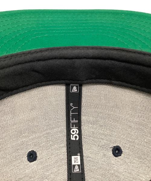 New Era（ニューエラ）New Era (ニューエラ) SUPREME (シュプリーム) キャップ ブラック×グリーン サイズ:7 3/8 (58.7cm）の古着・服飾アイテム