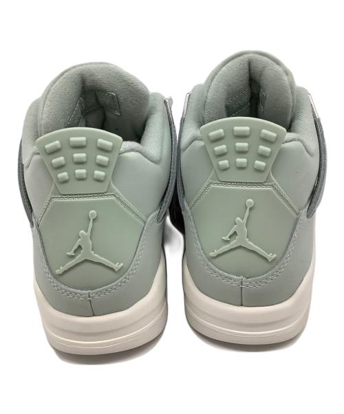 NIKE（ナイキ）NIKE (ナイキ) WMNS AIR JORDAN 4 RETRO ミント サイズ:US8 未使用品の古着・服飾アイテム
