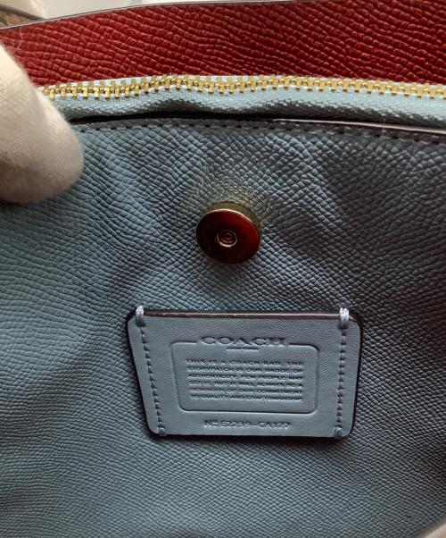 COACH（コーチ）COACH (コーチ) モーリーバケット アイボリーの古着・服飾アイテム