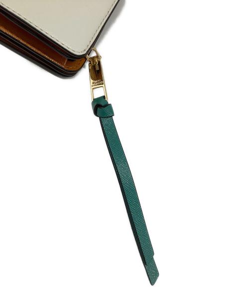 MARC JACOBS（マークジェイコブス）MARC JACOBS (マークジェイコブス) THE SNAP SHOT MINI COMPACT WALLET ブラック×ホワイトの古着・服飾アイテム