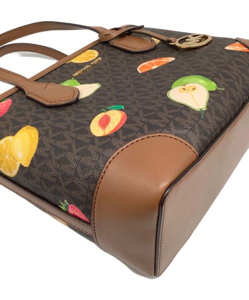MICHAEL KORS（マイケル・コース）MICHAEL KORS (マイケル・コース) EVAコンバーチブルトップジップトートエクストラスモール ブラウンの古着・服飾アイテム