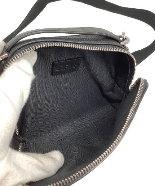 LOEWE（ロエベ）LOEWE (ロエベ) クロスボディ カメラバッグ ミニ ブラックの古着・服飾アイテム