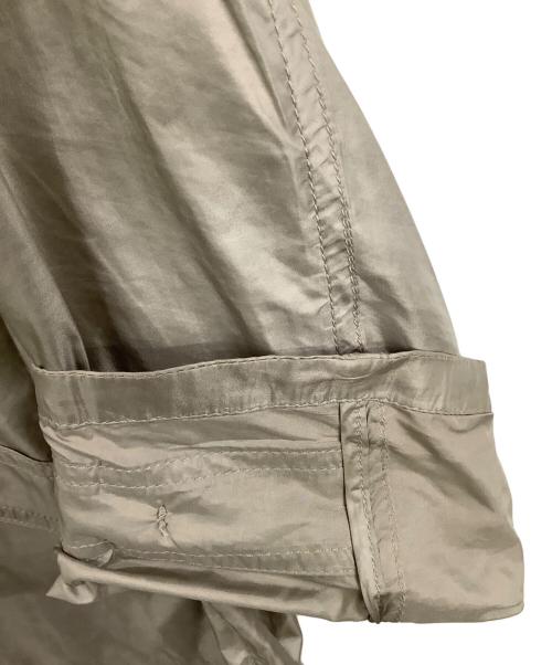 GIORGIO ARMANI（ジョルジオアルマーニ）GIORGIO ARMANI (ジョルジオアルマーニ) ナイロンジャケット ベージュ サイズ:TAGLIA 52の古着・服飾アイテム