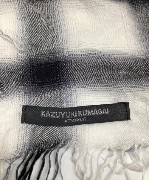 KAZUYUKI KUMAGAI ATTACHMENT（カズユキクマガイ アタッチメント）KAZUYUKI KUMAGAI ATTACHMENT (カズユキクマガイ アタッチメント) ストール ブラック×ホワイトの古着・服飾アイテム