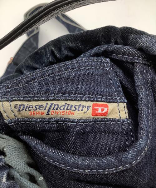 DIESEL（ディーゼル）DIESEL (ディーゼル) 巾着ショルダーバッグ インディゴの古着・服飾アイテム