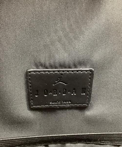 JORDAN（ジョーダン）JORDAN (ジョーダン) ジョーダン ボロー グラフィック バックパック グレー 未使用品の古着・服飾アイテム