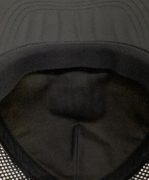 MONCLER GRENOBLE（モンクレール グルノーブル）MONCLER GRENOBLE (モンクレール グルノーブル) ラバーロゴ2トーンキャップ ホワイト×ブラック サイズ:Mの古着・服飾アイテム