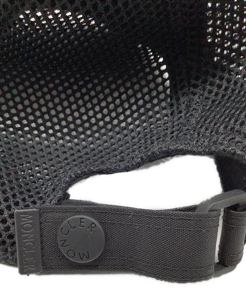 MONCLER GRENOBLE（モンクレール グルノーブル）MONCLER GRENOBLE (モンクレール グルノーブル) ラバーロゴ2トーンキャップ ホワイト×ブラック サイズ:Mの古着・服飾アイテム