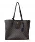 COACH（コーチ）の古着「シグネチャー トートバッグ」｜ブラウン