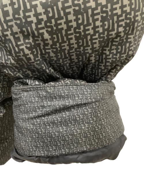 DIESEL（ディーゼル）DIESEL (ディーゼル) ダウンジャケット ブラック×カーキ サイズ:XLの古着・服飾アイテム