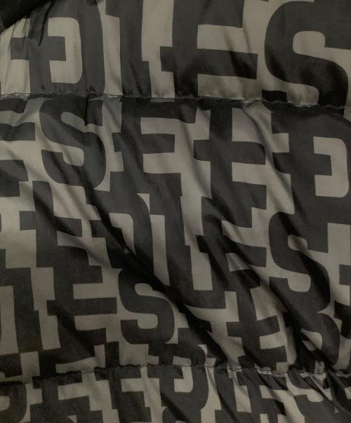 DIESEL（ディーゼル）DIESEL (ディーゼル) ダウンジャケット ブラック×カーキ サイズ:XLの古着・服飾アイテム