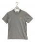 PLAY COMME des GARCONS（プレイコムデギャルソン）の古着「T-Shirt With Gold Emblem」｜グレー