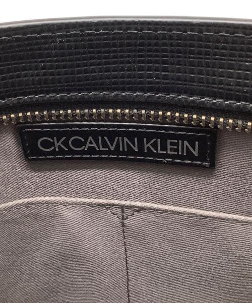 Calvin Klein（カルバンクライン）Calvin Klein (カルバンクライン) クラッチバッグ ブラックの古着・服飾アイテム