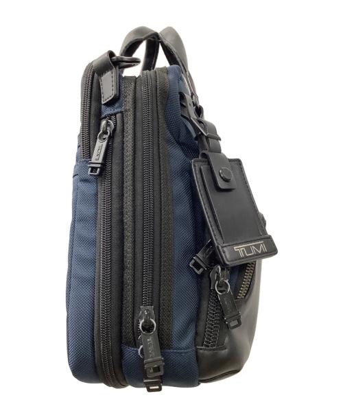 TUMI（トゥミ）TUMI (トゥミ) ビジネスバッグ ネイビーの古着・服飾アイテム
