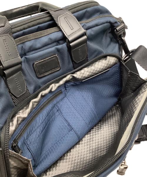 TUMI（トゥミ）TUMI (トゥミ) ビジネスバッグ ネイビーの古着・服飾アイテム