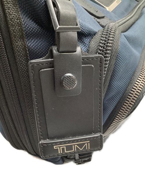 TUMI（トゥミ）TUMI (トゥミ) ビジネスバッグ ネイビーの古着・服飾アイテム