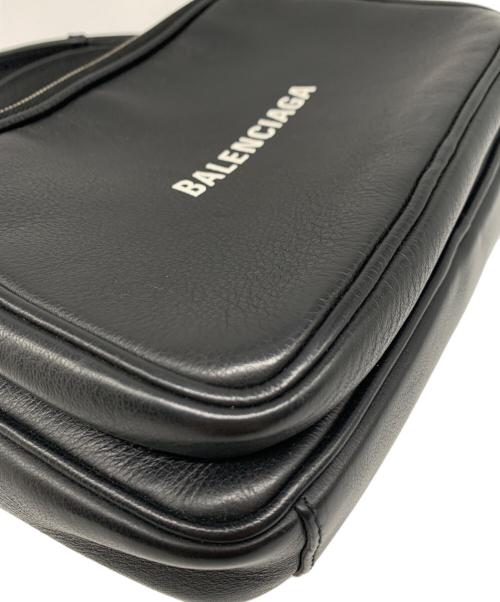 BALENCIAGA（バレンシアガ）BALENCIAGA (バレンシアガ) エブリデイ クロスボディバッグ ブラックの古着・服飾アイテム