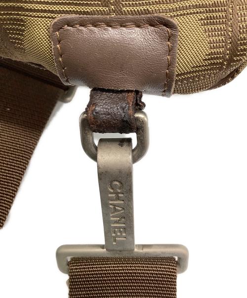 CHANEL（シャネル）CHANEL (シャネル) ニュートラベルライン カーキの古着・服飾アイテム