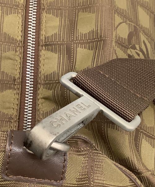 CHANEL（シャネル）CHANEL (シャネル) ニュートラベルライン カーキの古着・服飾アイテム