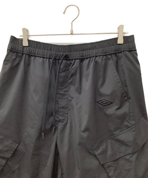 UMBRO（アンブロ）UMBRO (アンブロ) WHITE MOUNTAINEERING (ホワイトマウンテ二アニング) EASY CARGO PANTS ブラック サイズ:Lの古着・服飾アイテム