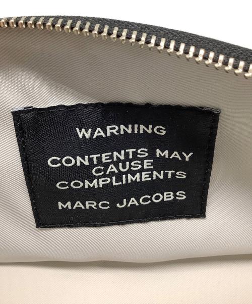 MARC JACOBS（マークジェイコブス）MARC JACOBS (マークジェイコブス) コスメポーチ ベージュの古着・服飾アイテム