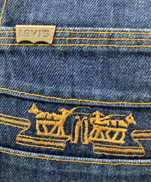 LEVI'S（リーバイス）LEVI'S (リーバイス) オレンジタブ・ツーホース刺繍 インディゴ サイズ:W32L34の古着・服飾アイテム