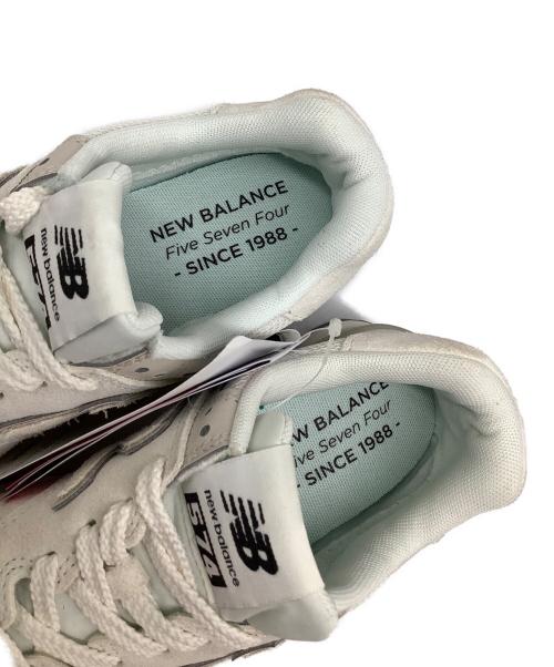 NEW BALANCE（ニューバランス）NEW BALANCE (ニューバランス) NEW BALANCEU574OF2 アイボリー サイズ:US5 未使用品の古着・服飾アイテム