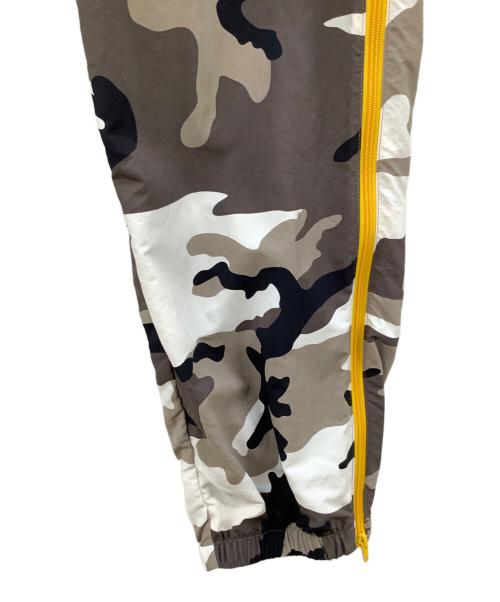 SUPREME（シュプリーム）SUPREME (シュプリーム) 25SS CONTRAST ZIP WARM UP PANT SNOW CAMO グレー サイズ:Sの古着・服飾アイテム