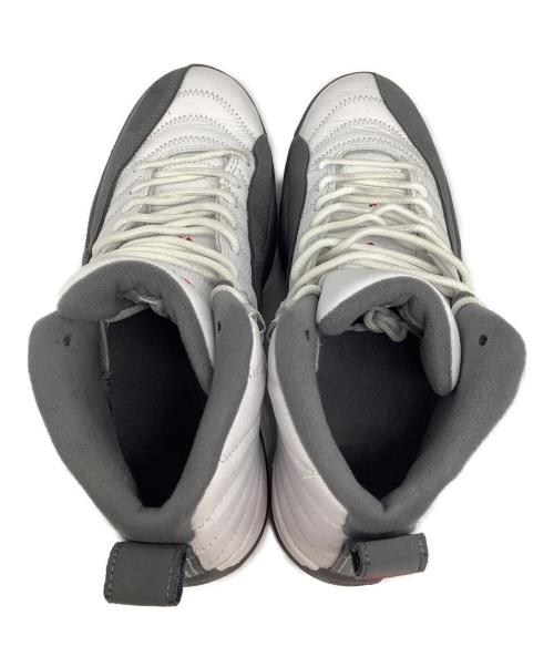 NIKE（ナイキ）NIKE (ナイキ) AIR JORDAN 12 RETRO（エアジョーダン12レトロ） ホワイト×グレー サイズ:US8.5の古着・服飾アイテム