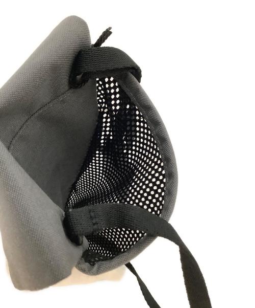 Y-3（ワイスリー）Y-3 (ワイスリー) X-BODY POUCH グレー 未使用品の古着・服飾アイテム