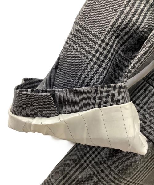 DOLCE & GABBANA（ドルチェ＆ガッバーナ）DOLCE & GABBANA (ドルチェ＆ガッバーナ) セットアップスーツ グレー サイズ:54・52・50 未使用品の古着・服飾アイテム