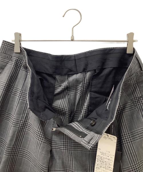 DOLCE & GABBANA（ドルチェ＆ガッバーナ）DOLCE & GABBANA (ドルチェ＆ガッバーナ) セットアップスーツ グレー サイズ:54・52・50 未使用品の古着・服飾アイテム