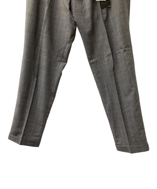 DOLCE & GABBANA（ドルチェ＆ガッバーナ）DOLCE & GABBANA (ドルチェ＆ガッバーナ) セットアップスーツ グレー サイズ:54・52・50 未使用品の古着・服飾アイテム