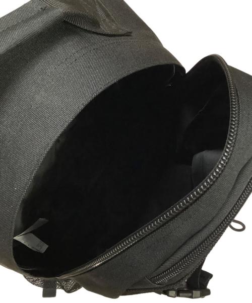 CarHartt（カーハート）CarHartt (カーハート) KICKBACK BACKPACK ブラック 未使用品の古着・服飾アイテム