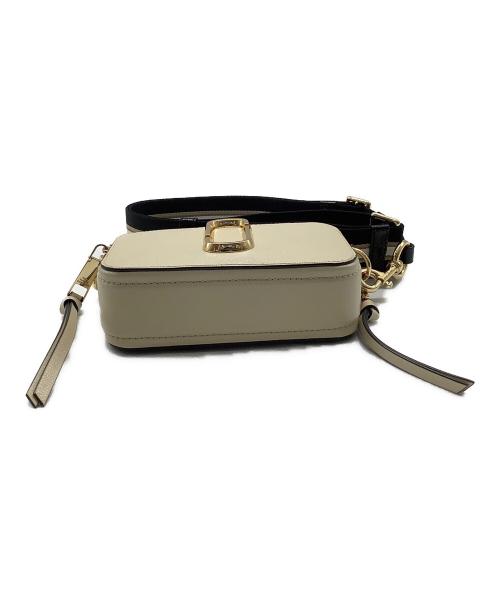 MARC JACOBS（マークジェイコブス）MARC JACOBS (マークジェイコブス) ショルダーバッグ ホワイト×ブラックの古着・服飾アイテム