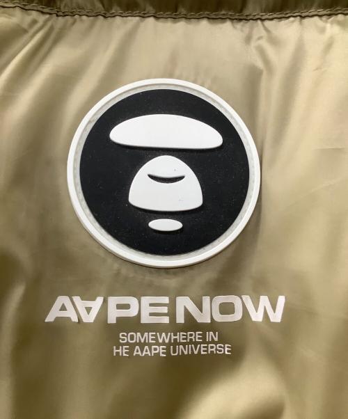 Aape BY A BATHING APE（エーエイプ バイ アベイシングエイプ）Aape BY A BATHING APE (エーエイプ バイ アベイシングエイプ) ダウンジャケット ベージュ サイズ:XLの古着・服飾アイテム