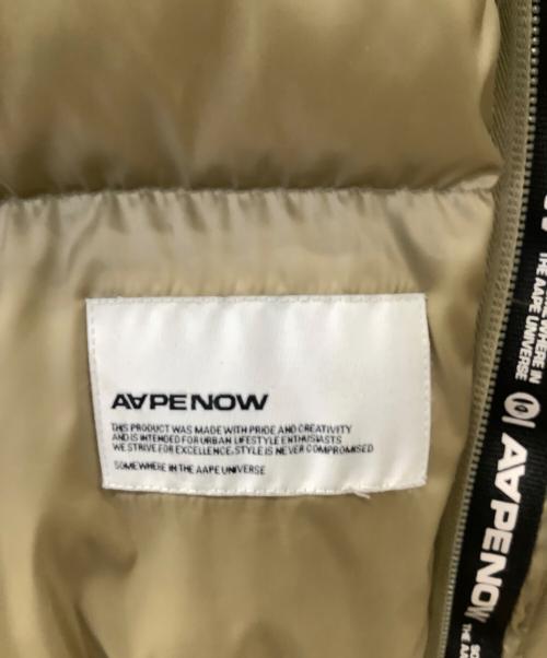 Aape BY A BATHING APE（エーエイプ バイ アベイシングエイプ）Aape BY A BATHING APE (エーエイプ バイ アベイシングエイプ) ダウンジャケット ベージュ サイズ:XLの古着・服飾アイテム