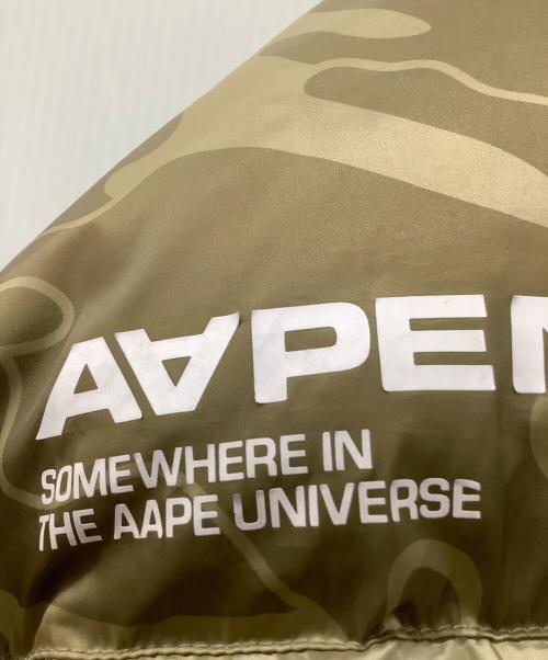 Aape BY A BATHING APE（エーエイプ バイ アベイシングエイプ）Aape BY A BATHING APE (エーエイプ バイ アベイシングエイプ) ダウンジャケット ベージュ サイズ:XLの古着・服飾アイテム