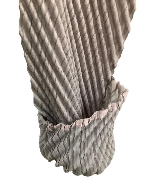 ISSEY MIYAKE（イッセイミヤケ）ISSEY MIYAKE (イッセイミヤケ) 長袖カットソー ピンク×グレー サイズ:2の古着・服飾アイテム