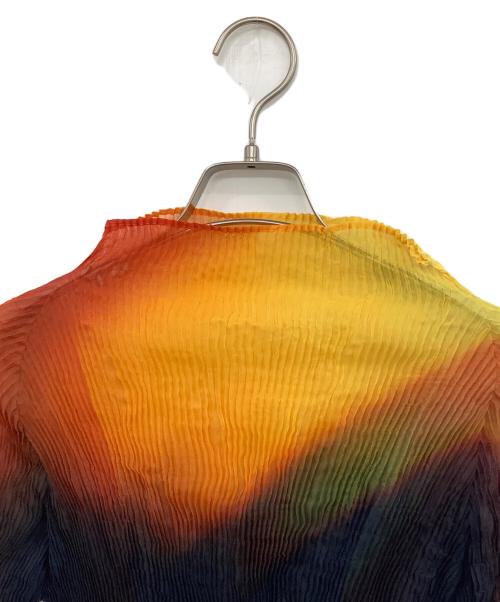 ISSEY MIYAKE（イッセイミヤケ）ISSEY MIYAKE (イッセイミヤケ) ハイネック Light Leak Chiffon Twist Top ネイビー×オレンジ サイズ:2の古着・服飾アイテム