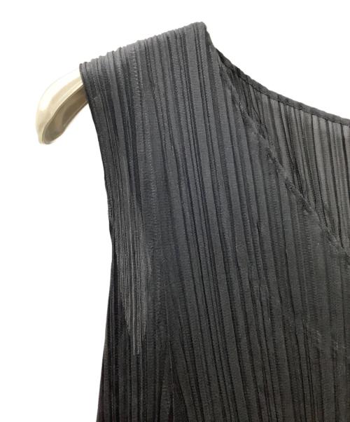 PLEATS PLEASE（プリーツプリーズ）PLEATS PLEASE (プリーツプリーズ) ノースリーブワンピース ブラック サイズ:2の古着・服飾アイテム