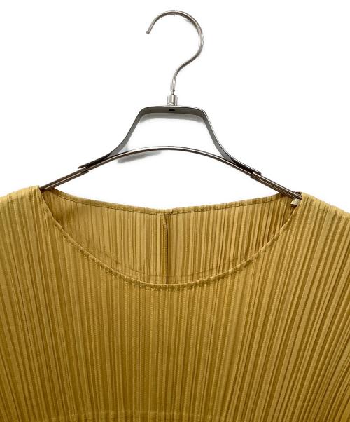 PLEATS PLEASE（プリーツプリーズ）PLEATS PLEASE (プリーツプリーズ) ノースリーブワンピース マスタード サイズ:3の古着・服飾アイテム