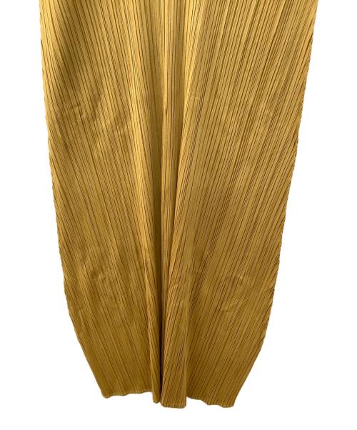 PLEATS PLEASE（プリーツプリーズ）PLEATS PLEASE (プリーツプリーズ) ノースリーブワンピース マスタード サイズ:3の古着・服飾アイテム