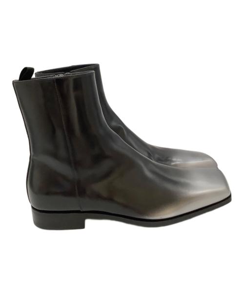 PRADA（プラダ）PRADA (プラダ) スクエアトゥーブーツ ブラック サイズ:81/2の古着・服飾アイテム