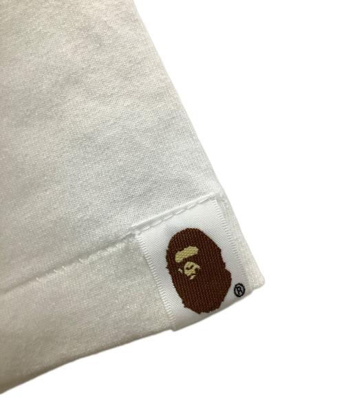 A BATHING APE（アベイシングエイプ）A BATHING APE (アベイシングエイプ) 半袖カットソー ホワイト サイズ:Mの古着・服飾アイテム