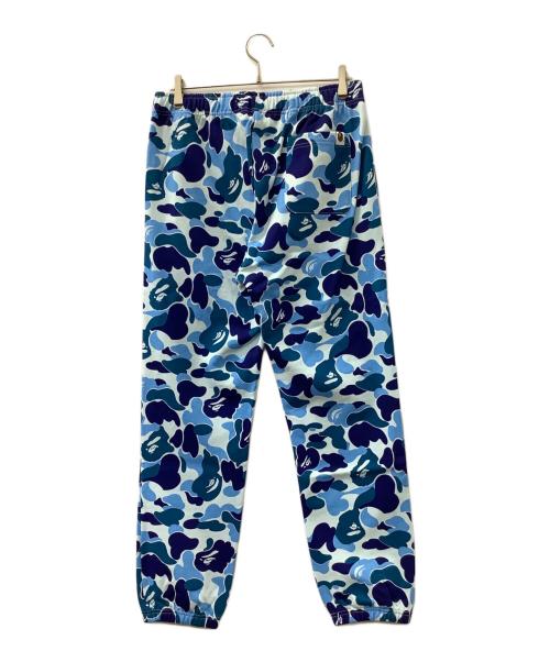 A BATHING APE（アベイシングエイプ）A BATHING APE (アベイシングエイプ) ABC CAMO SHARK REGULAR FIT SWEAT PANTS ブルー サイズ:Lの古着・服飾アイテム