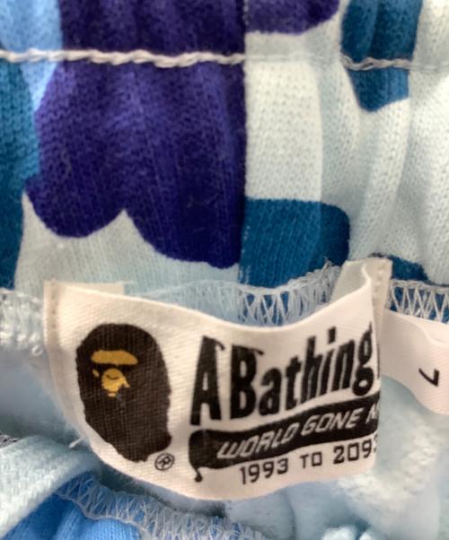 A BATHING APE（アベイシングエイプ）A BATHING APE (アベイシングエイプ) ABC CAMO SHARK REGULAR FIT SWEAT PANTS ブルー サイズ:Lの古着・服飾アイテム