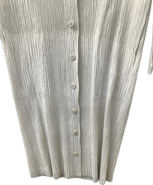 ISSEY MIYAKE（イッセイミヤケ）ISSEY MIYAKE (イッセイミヤケ) 長袖ワンピース ライトグレー サイズ:Mの古着・服飾アイテム