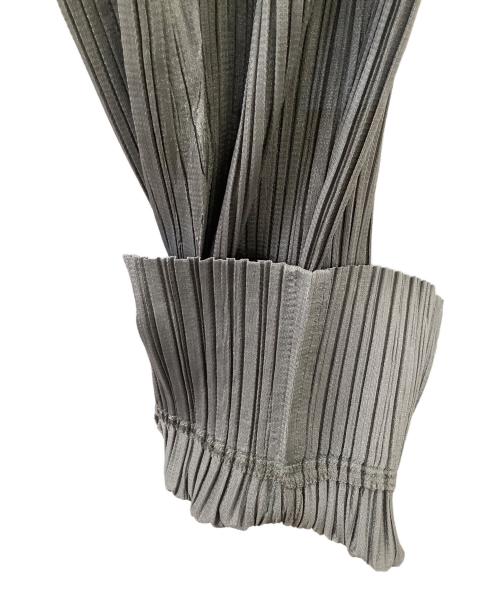 PLEATS PLEASE（プリーツプリーズ）PLEATS PLEASE (プリーツプリーズ) SPACE ROCK PANTS グレー サイズ:3の古着・服飾アイテム